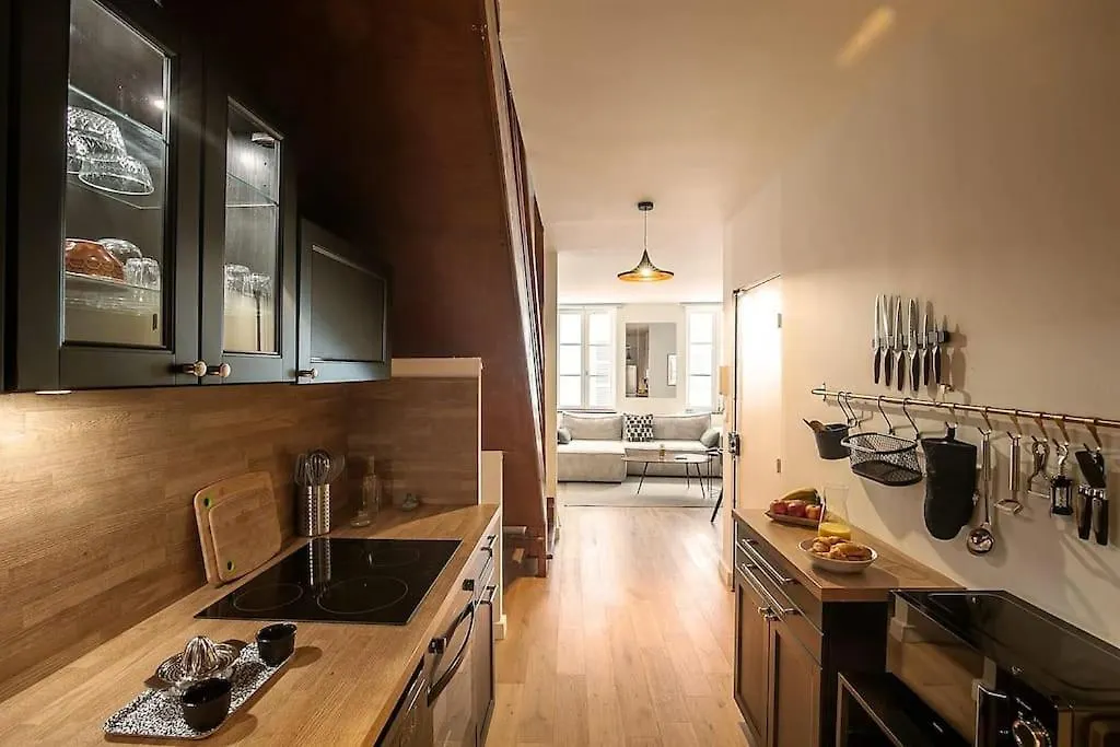 Appartement Rare Appart 2 Chambres En Duplex Design Au Panier Marseille France